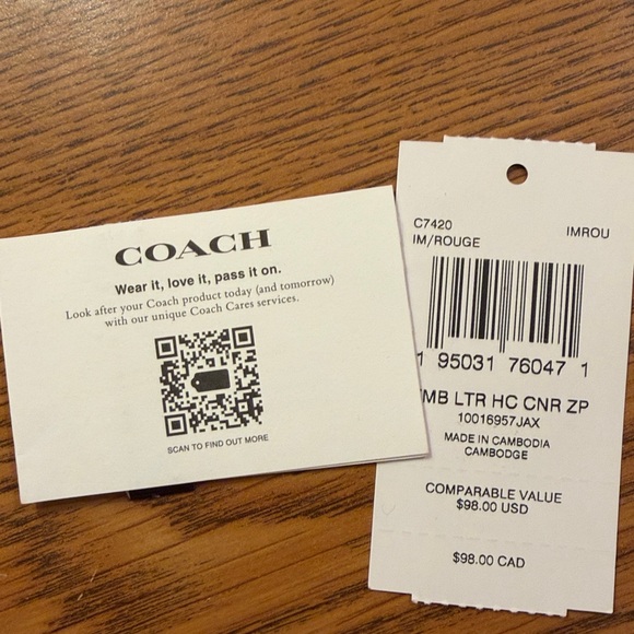 NWT Coach Corner Zip Wristlet C7420 Rouge - Picture 4 of 4